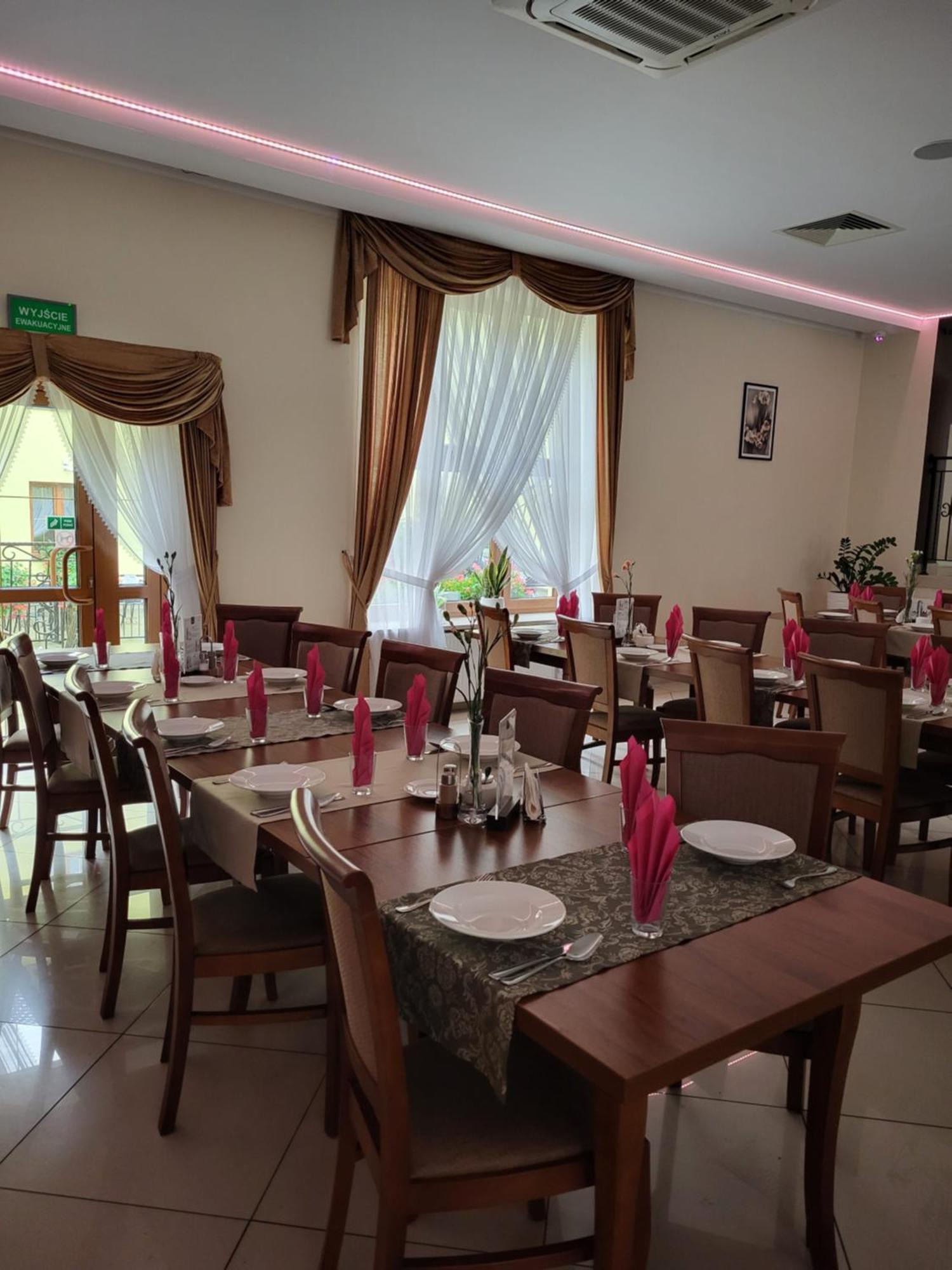 Hotel Chancza Spa & Restauracja Rakow  Extérieur photo